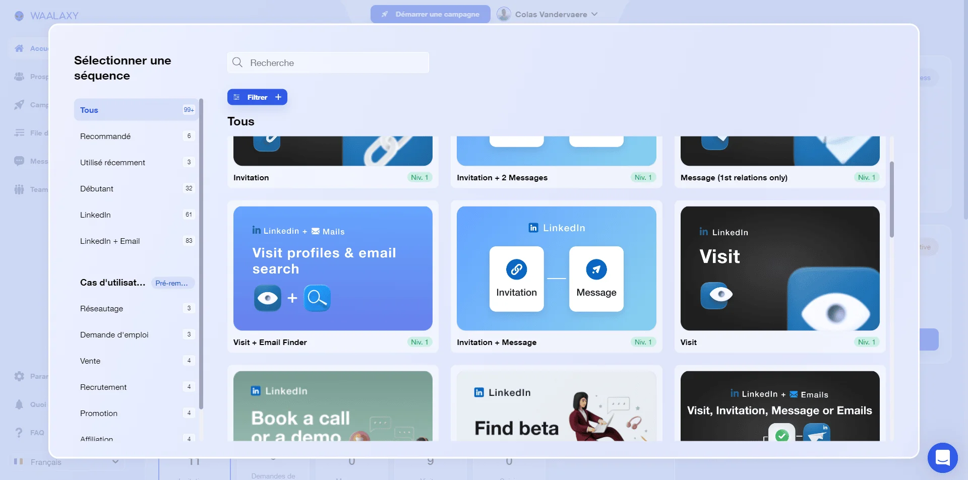Interface d'envoi de séquences marketing sur Wallaxy, avec des options pour "Invitation", "Message" et "Visit".