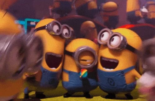 Minions riant et célébrant joyeusement