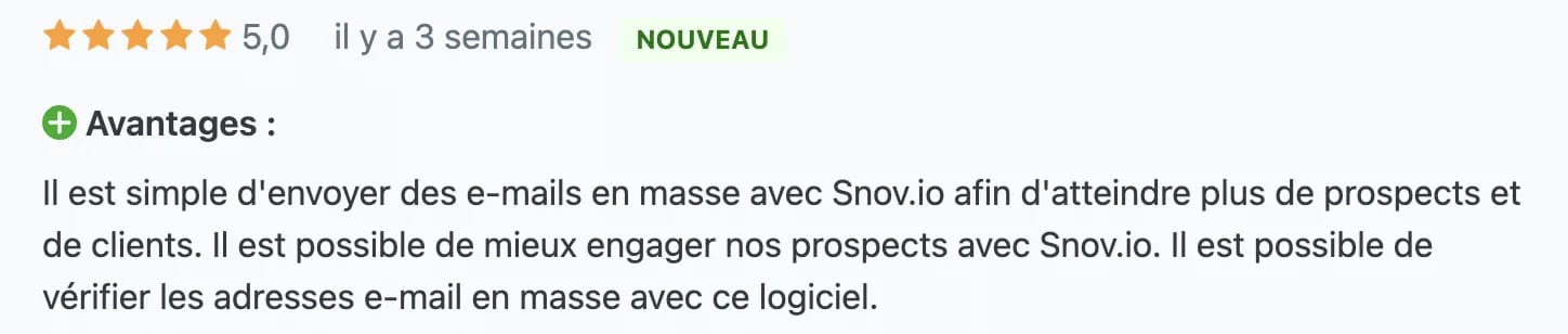 Description : évaluation positive d'un logiciel pour envoyer des e-mails en masse avec Snov.io. Note 5/5, avis récent. Avantages : facilité et engagement des prospects.