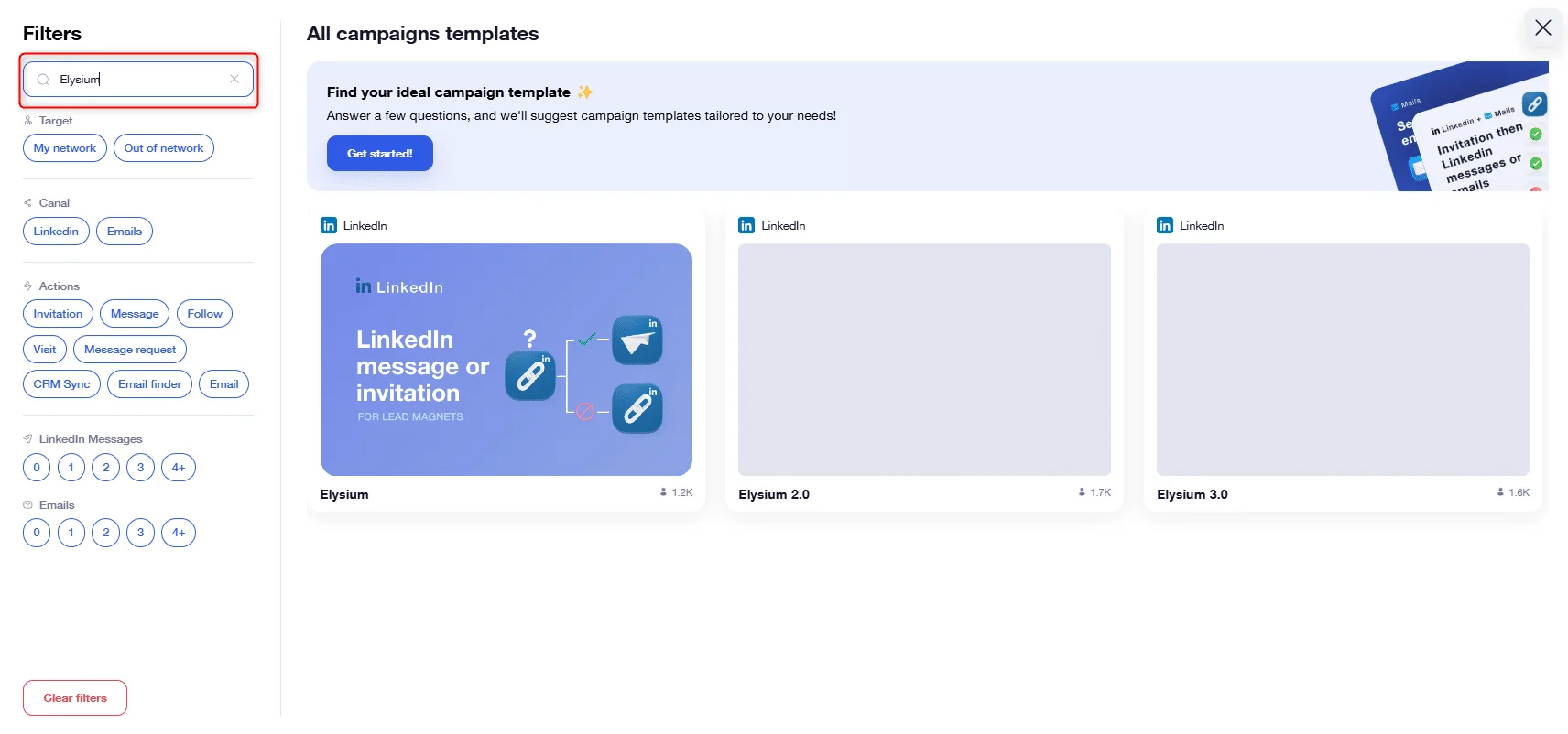 Page web présentant des modèles de campagnes pour LinkedIn, filtre "Filtered" sélectionné. Modèle "Message or invitation" en haut. Interface utilisateur avec des options de filtres et d'actions sur le côté gauche. Contexte : gestion de campagnes marketing sur une plateforme en ligne.