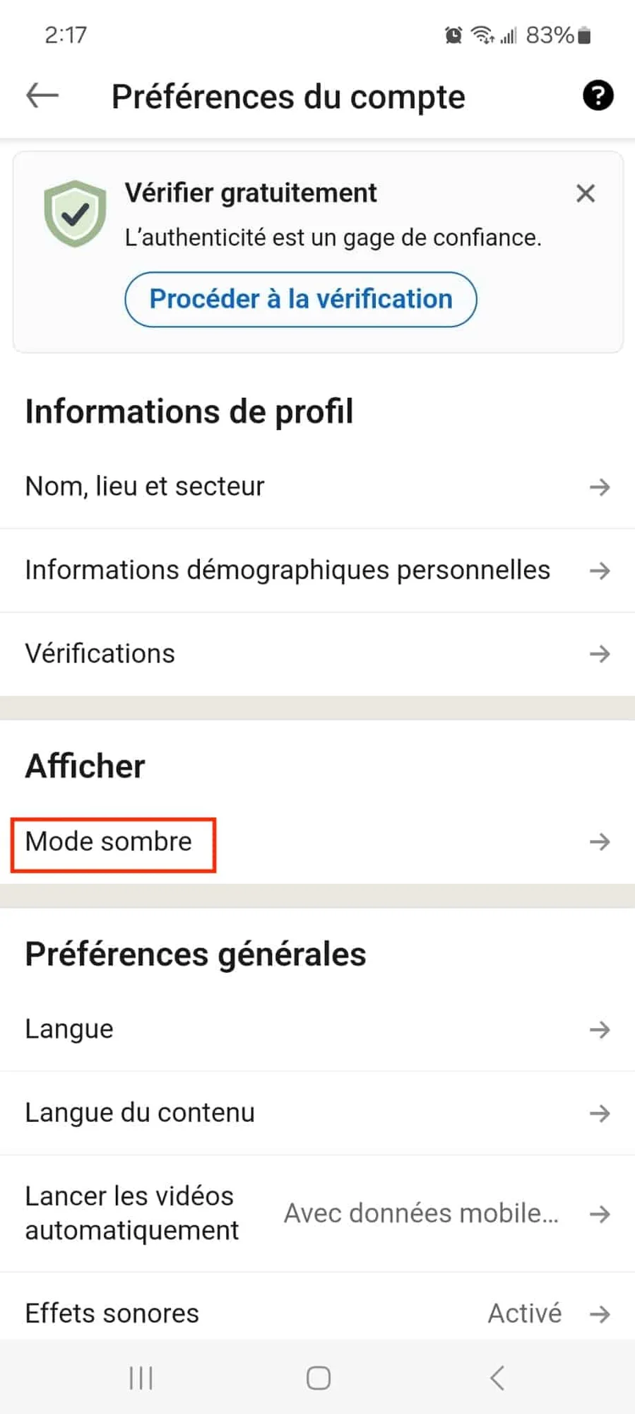LinkedIn dark mode