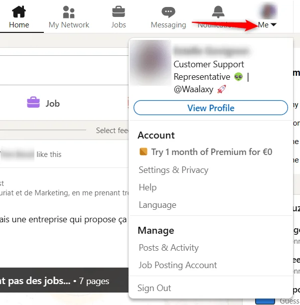 Menu utilisateur avec options d'account management, flèche rouge vers "Me".
