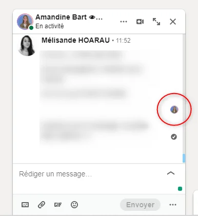 Message en cours d'édition dans une application de messagerie. Profil de l'utilisateur Amandine Bart visible. Interface utilisateur avec des options et un champ de saisie pour rédiger un message.