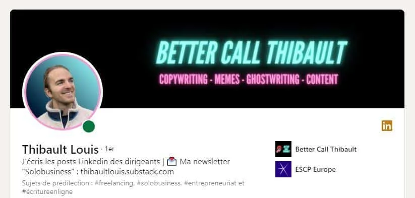 Avatar d'homme souriant, profil LinkedIn de Thibault Louis, texte "Better Call Thibault" en bleu fluo, liens sociaux et hashtags sur fond noir.