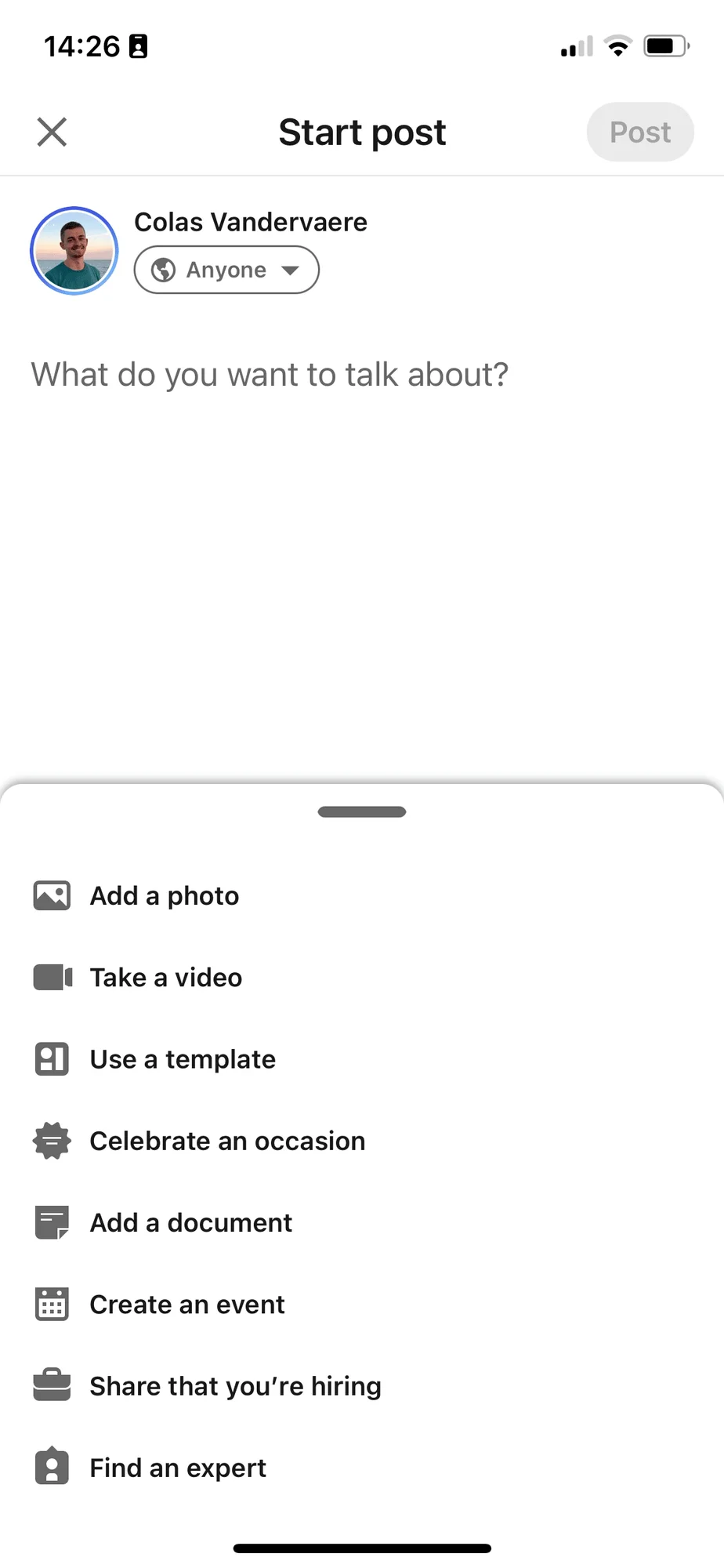 Interface création post Facebook