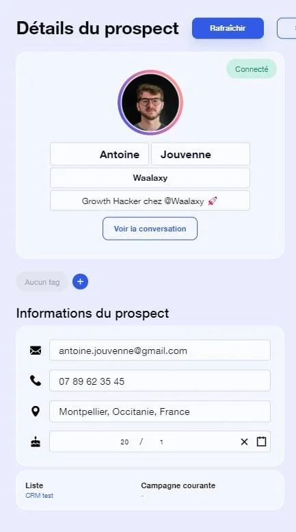 Page d'interface utilisateur présentant des détails du prospect Antoine Jouvenne chez Waalaxy. Inclut un profil photo, nom, titre et ville. Informations telles que email, numéro de téléphone et adresse sont également visibles. Contexte : interface CRM.