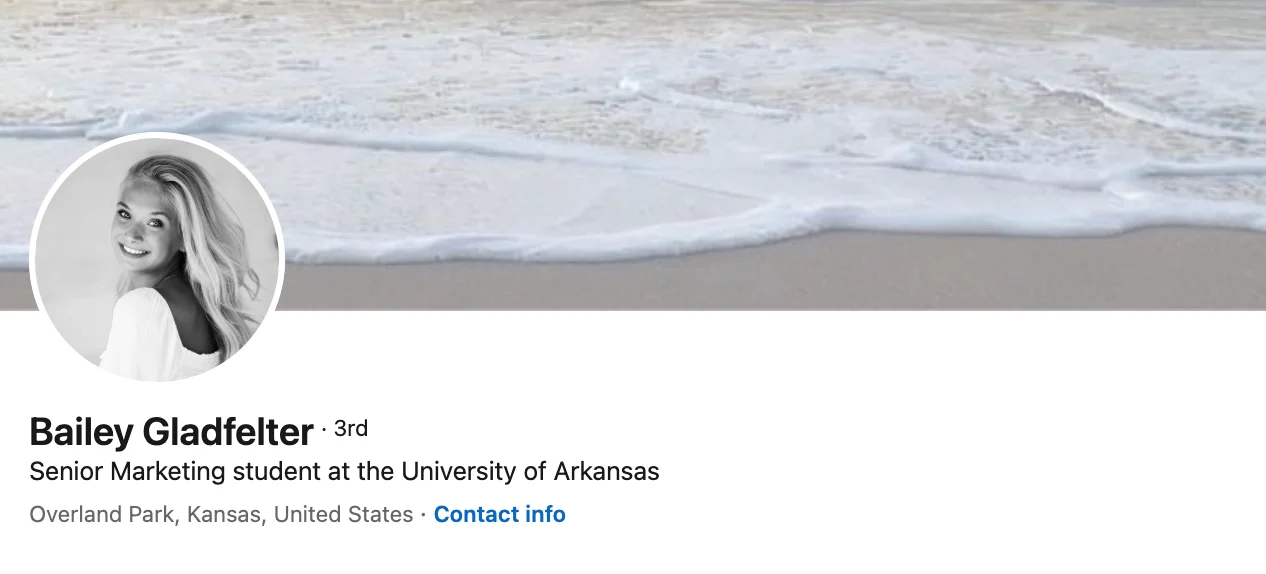 LinkedIn job titles: +65 examples to use (2026)